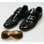 1 Sonnenbrille, 1 Paar Schuhe mit Klettverschluss, Gr. 40,5, je PRADA, je schwarz, z.T. mit Lack, je