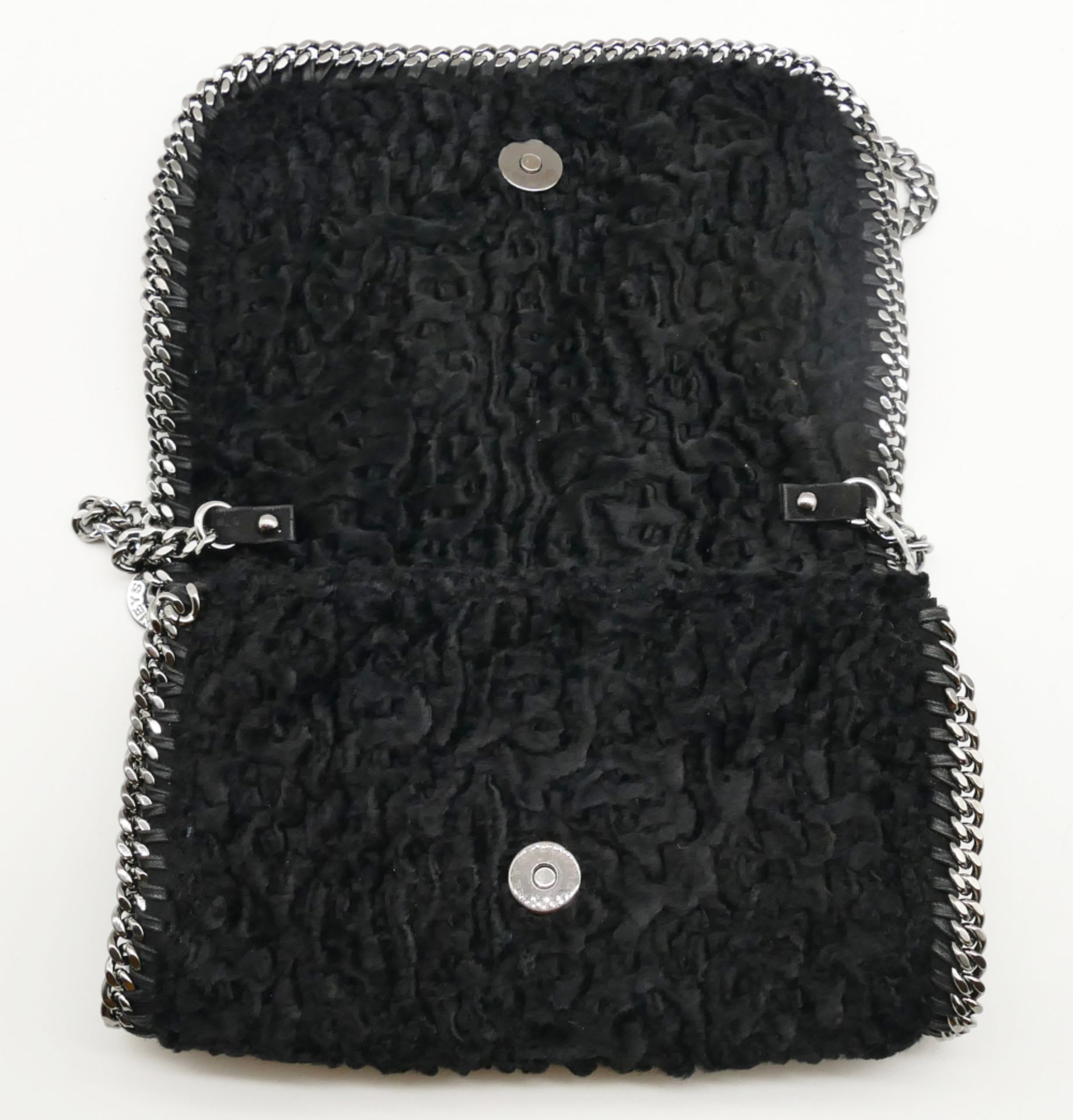 1 Damenhandtasche STELLA MCCARTNEY mit langem Schulterriemen, z.B. für Crossbody, schwarzes Fellimit - Bild 2 aus 2