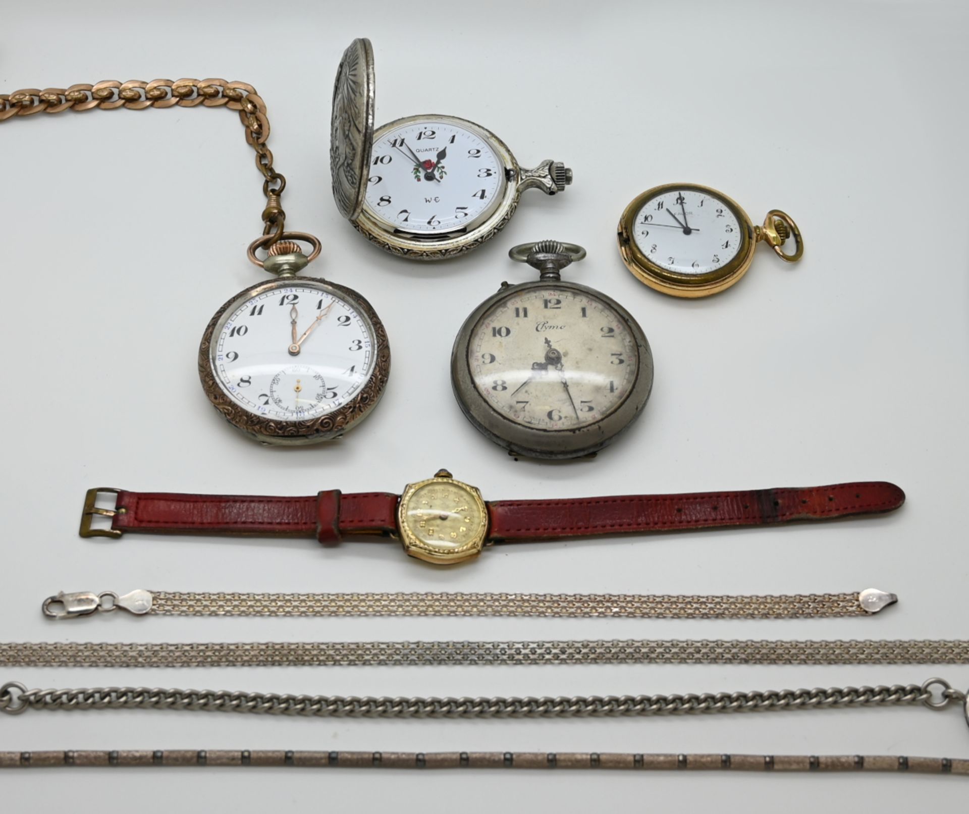 3 Teile Silberschmuck: sowie 1 Konv. Uhren versch., je Metall z.T. vergoldet, z.T. um 1900, je Asp./
