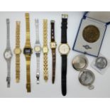 1 Konv. Armbanduhren u.a.: z.B. CASIO, je Metall, z.T. vergoldet sowie 2 Medaillen je Metall, je Asp
