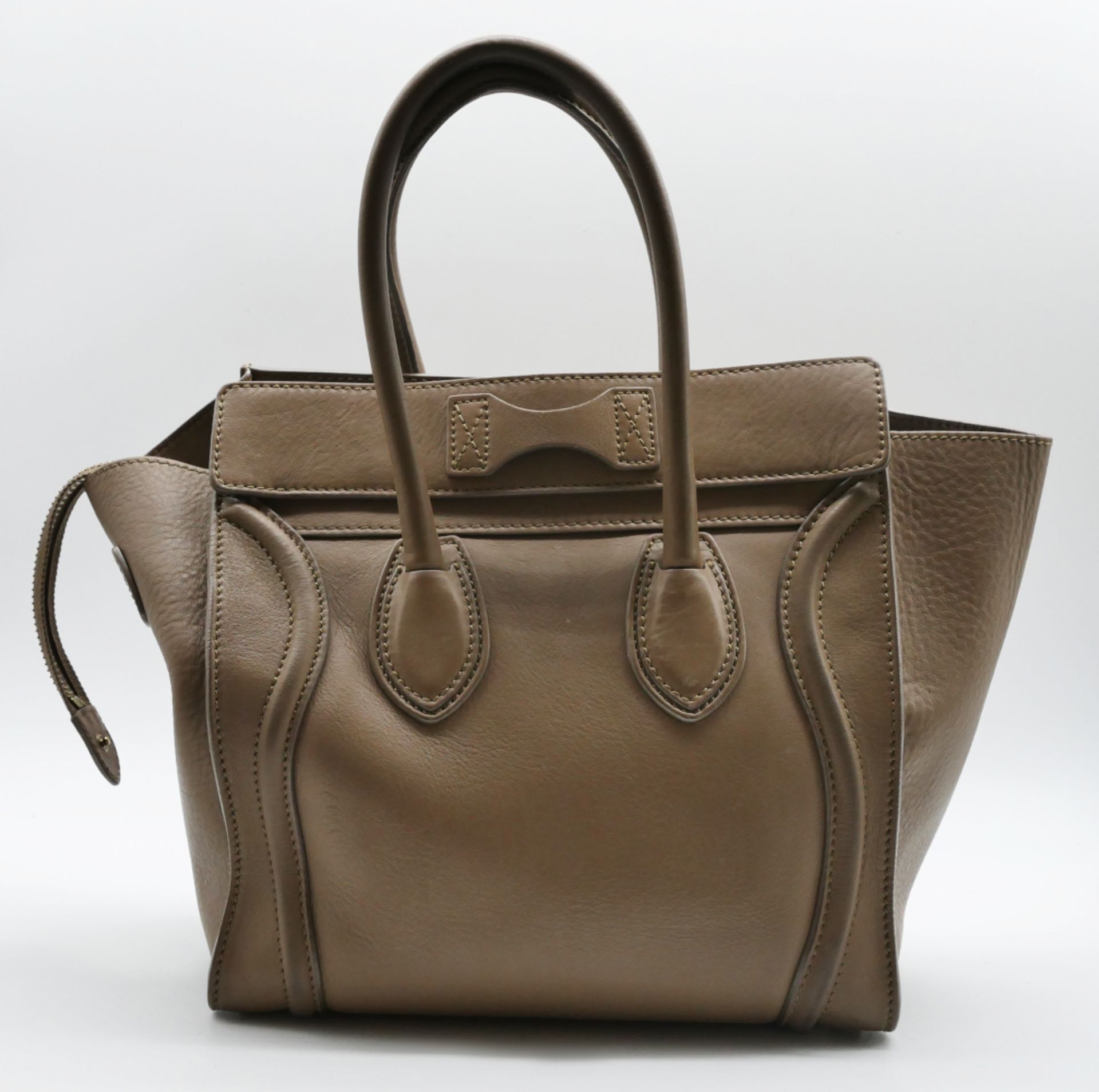 1 Damenhandtasche CELINE Paris, Leder beige, Maße ca. 24x26cm, insges. guter Zustand, Tsp. (leichte - Bild 3 aus 4