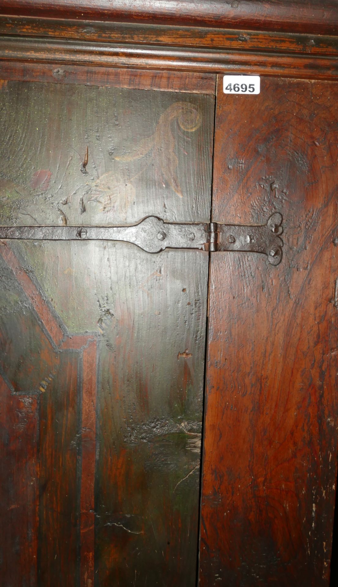 1 Bauernschrank dat. 1775, teilbemalt, 1-türig, ca. 188x114x53 cm, starke Asp. - Bild 3 aus 6