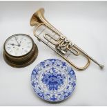 1 Konv.: 1 Tr ompeteVogtländische Musik-Instrumenten-Fabrik Hermann DÖLLING Jr. ca. L 49cm, 1 Wandte