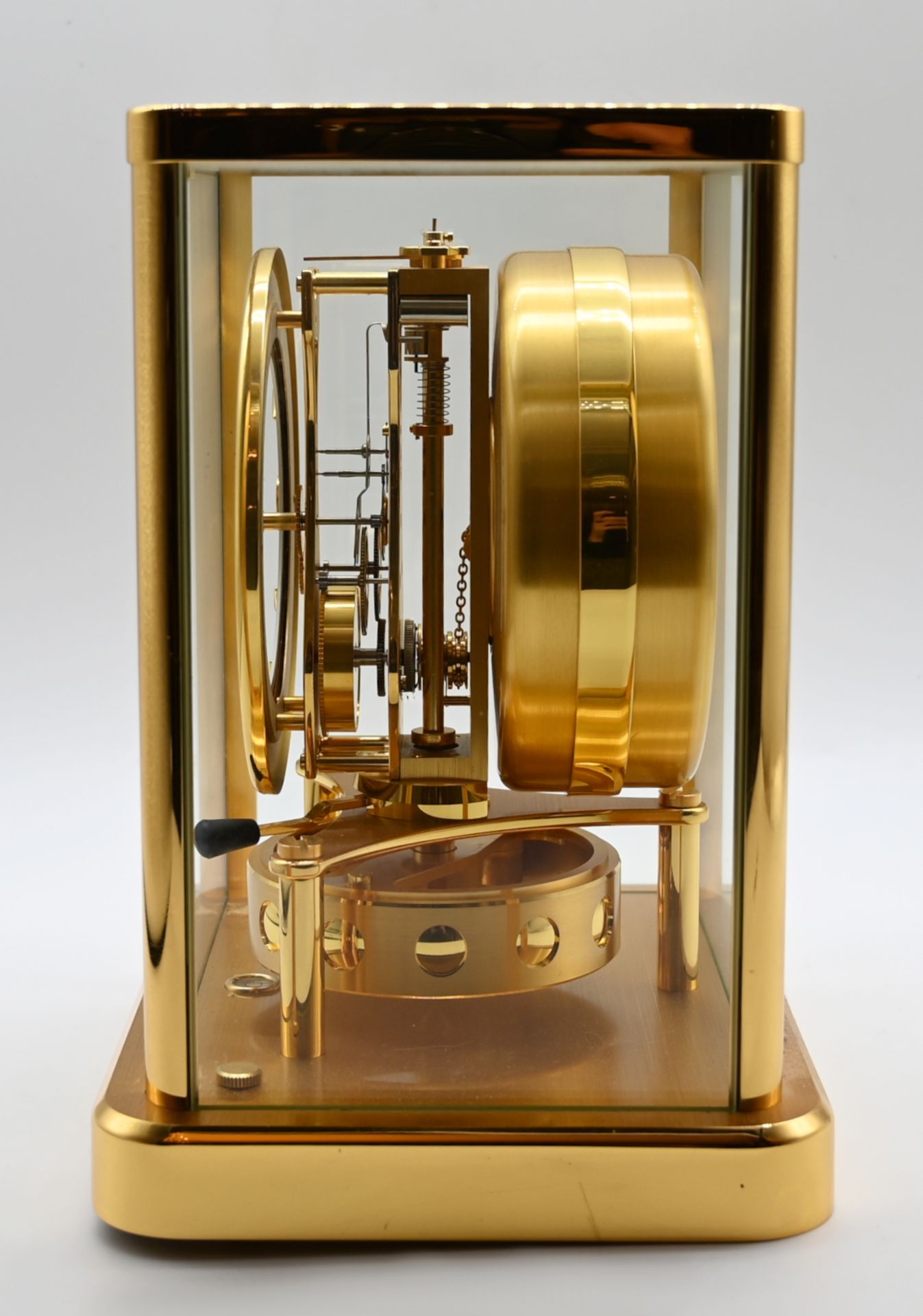 1 Kommodenuhr JAEGER LECOULTRE "Atmos", goldfarbenes Gehäuse verglast, - Image 2 of 3