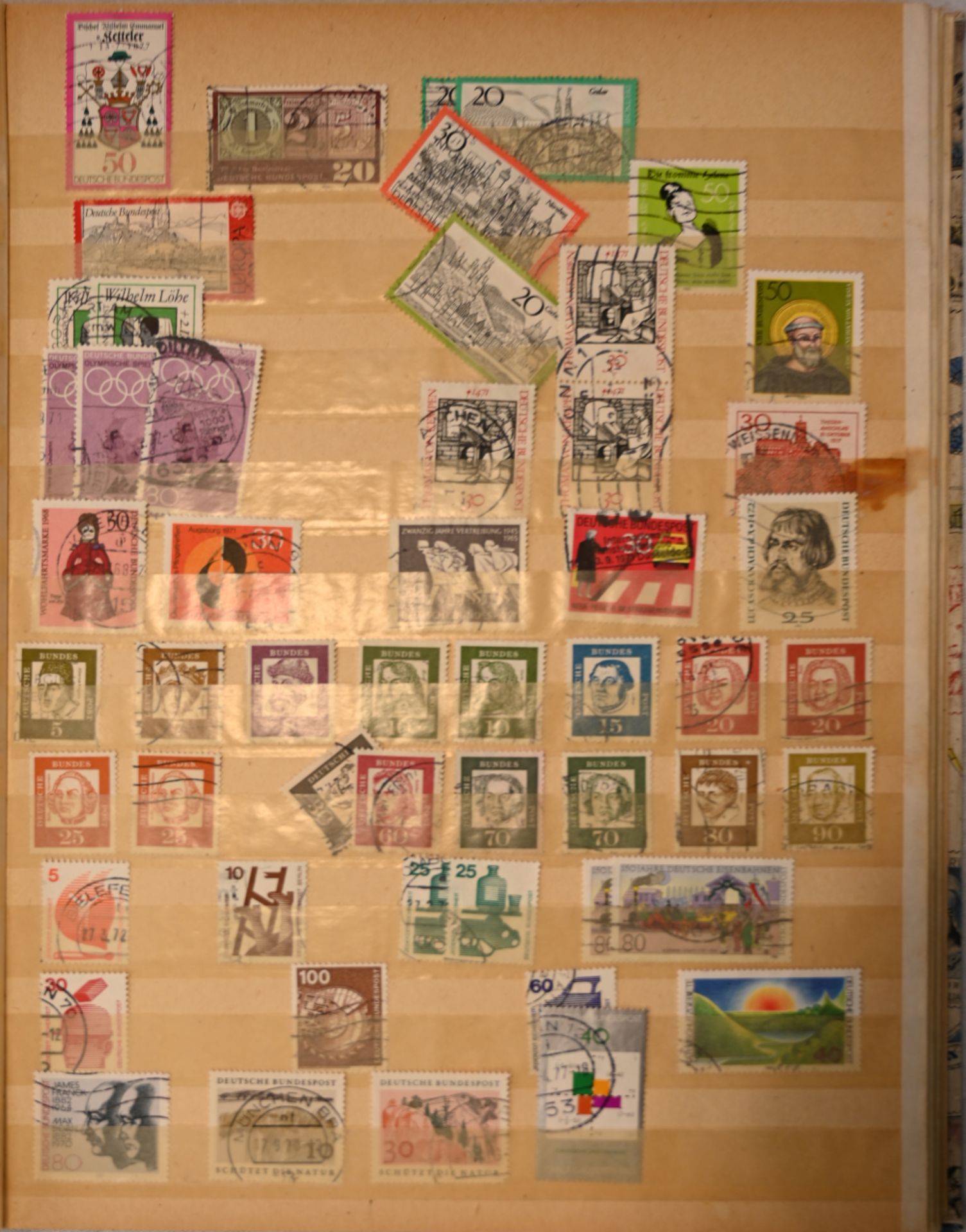 33 Ordner mit ETBs von 1984-2020 sowie 1 Briefmarkenalbum Deutsches Reich, 1 Album BRD, DDR, Alle We - Bild 4 aus 27