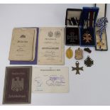 1 Konv. Militaria u.a., 1. und 2. WK u.a.: z.B. Orden und Abzeichen z.B. "Eisernes Kreuz", "Ehrenkre
