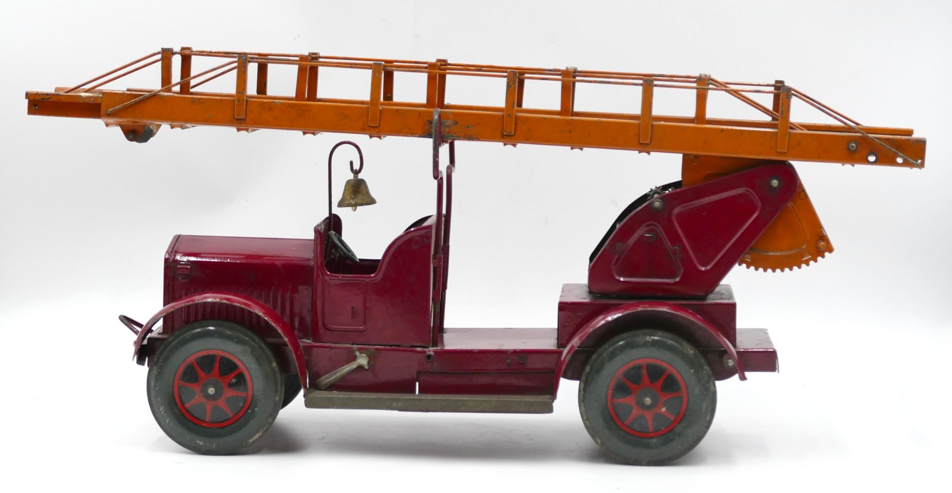 1 Feuerwehrleiterwagen ungemarkt/wohl Karl BUB, Nürnberg 1920er Jahre, lithographiertes Blech, Glock