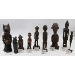 9 Holzfiguren Afrika je mit Provenienzangabe: z.B. "Jagdfetisch" Ba-Songye/Zaire ca. H 23,5cm, 1 "Ah