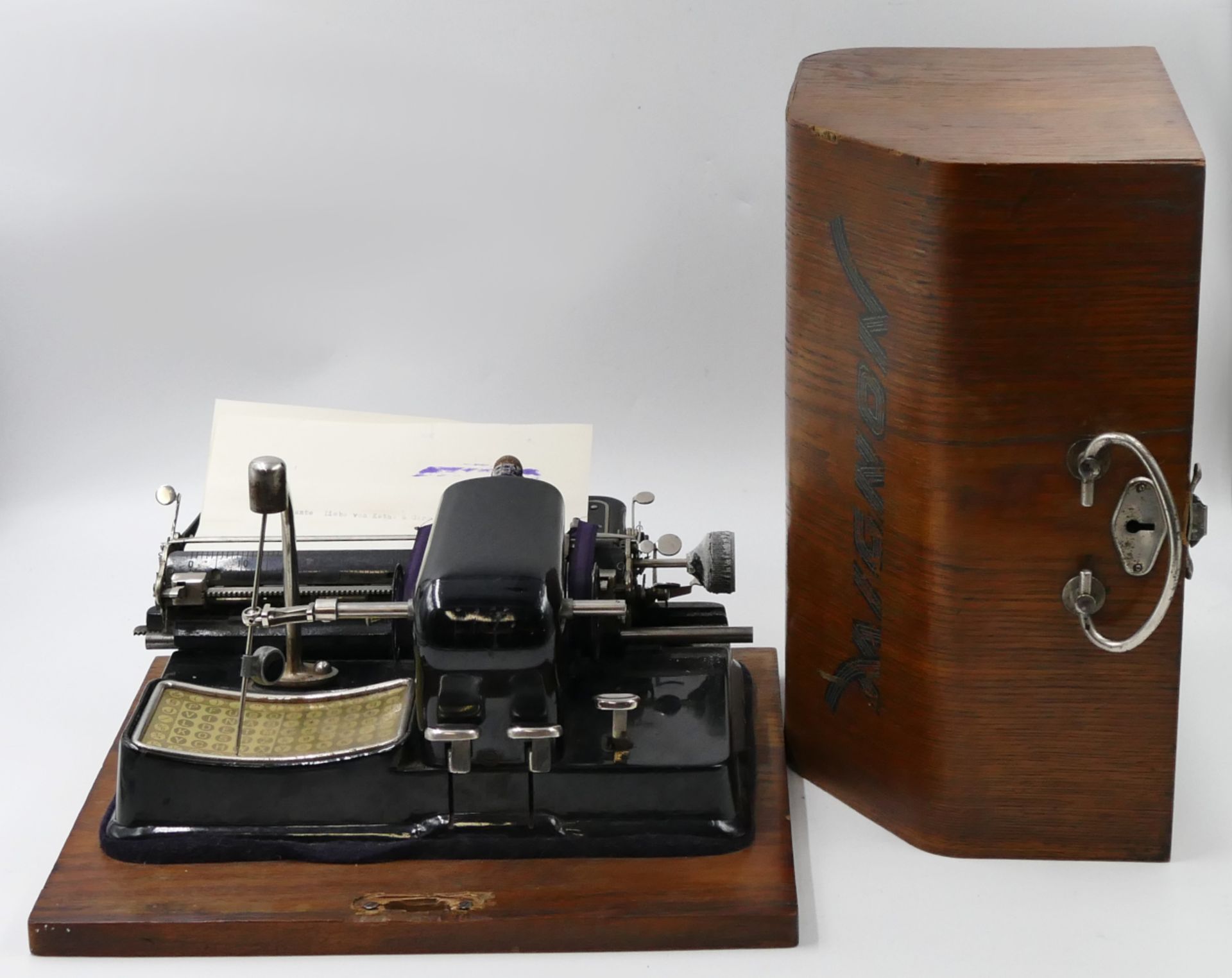1 Typenwalz-Schreibmaschine AEG "Mignon" wohl "Modell 4" von 1923 bis 1933, ca. B 30cm, mit Transpor - Bild 3 aus 3