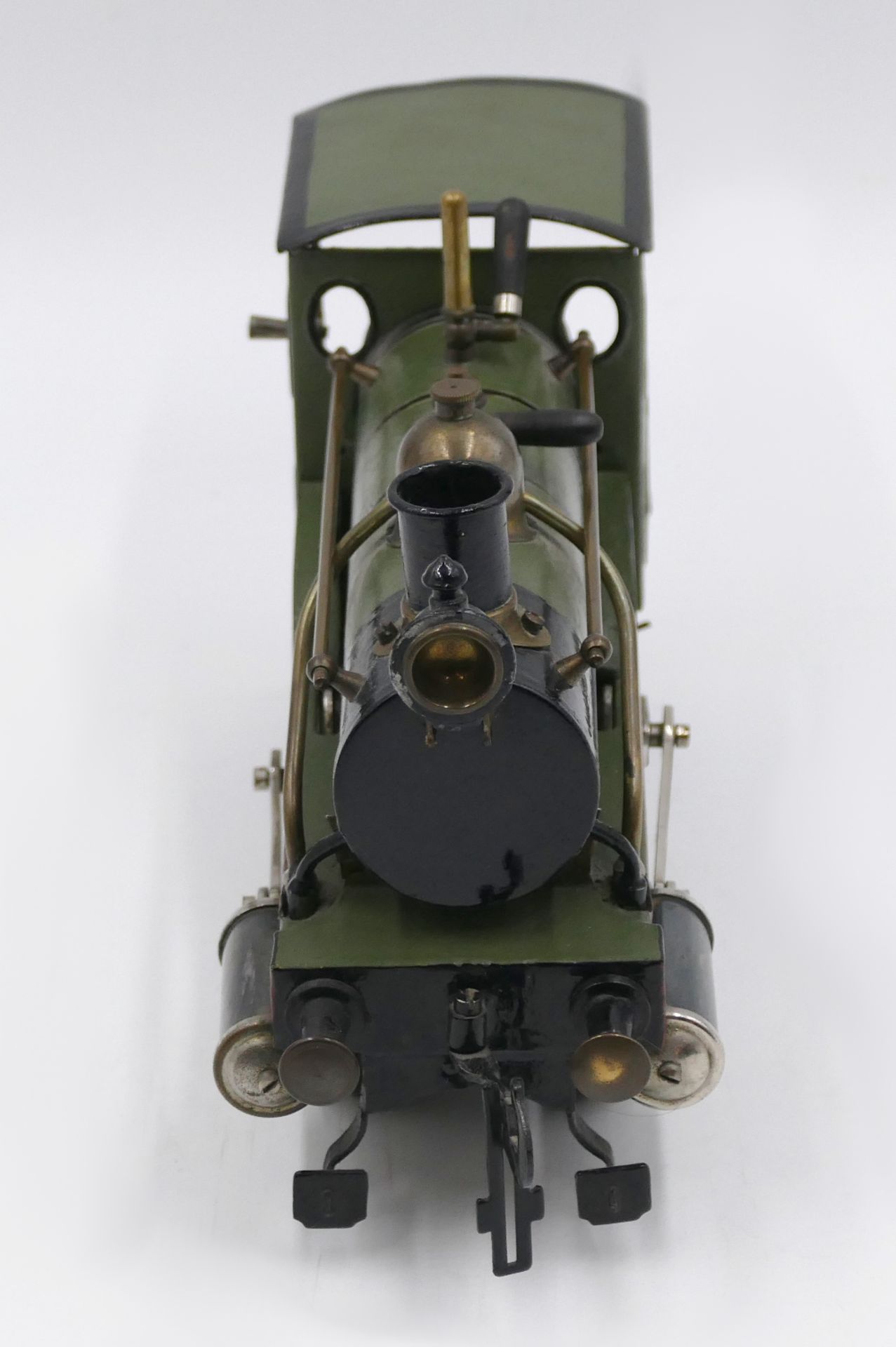 1 Dampflokomotive mit Spiritusantrieb wohl Georges CARETTE Nürnberg, Anfang 20. Jh., grün-schwarz be - Bild 2 aus 5