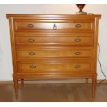 1 Sideboard (ohne Inhalt) L ca. 287 cm, H ca. 90 cm T ca. 46 cm, mit Kommode (B ca. 91 cm), je nztl.