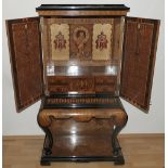 1 reich intarsiertes Stil-Möbel, mit asiatisch-indischem Dekor, guter Zustand, H ca. 157, B ca. 87,