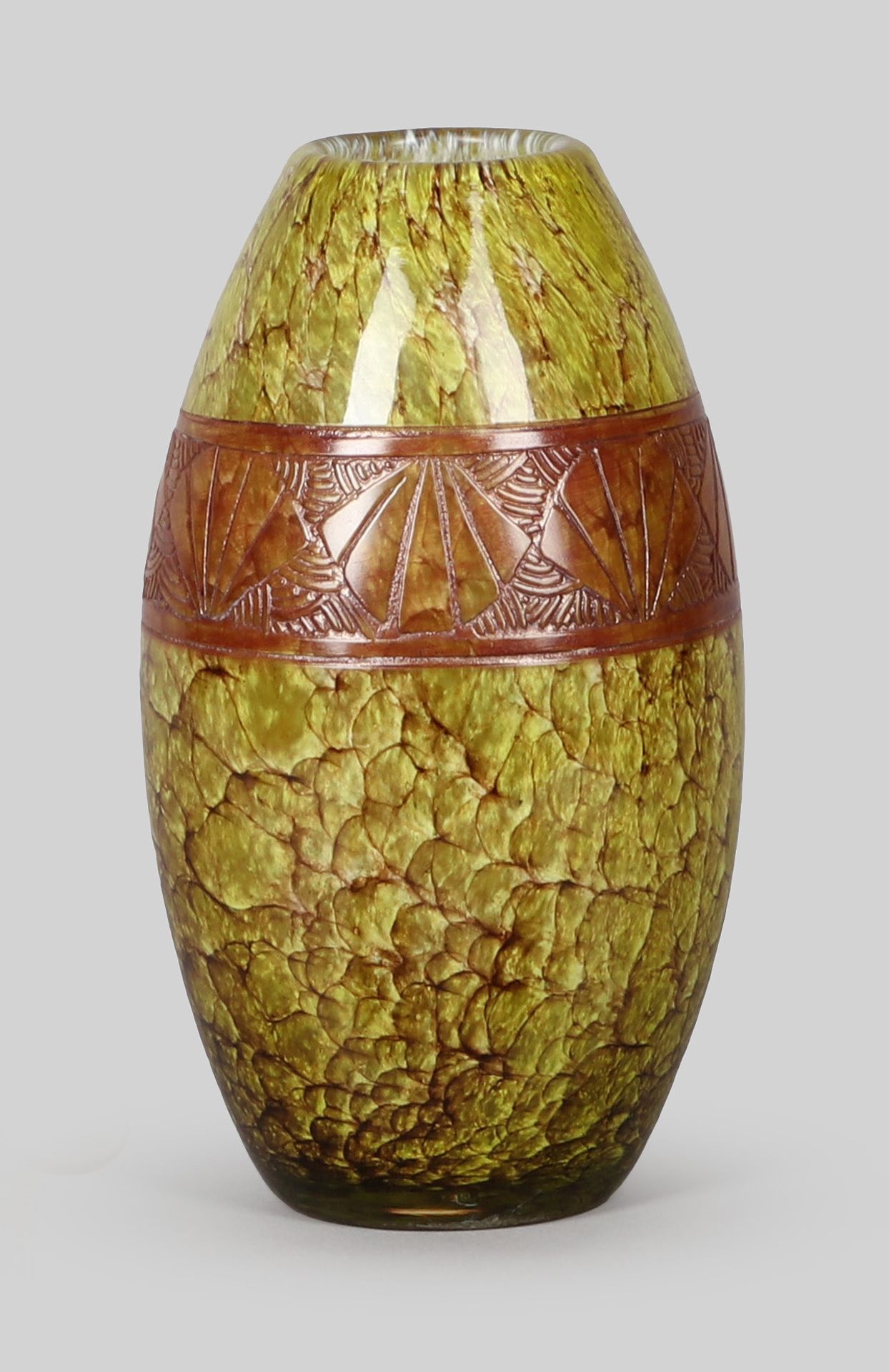 Vase, sig. Legras