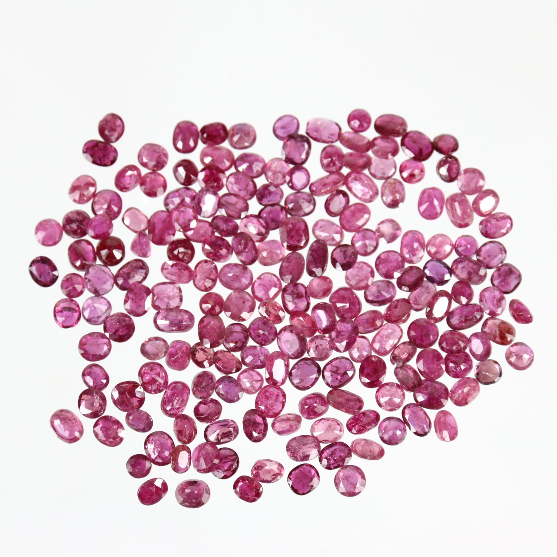 lose Rubine, ca. 94,1ct. - Image 3 of 6