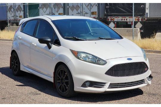 2016 Ford Fiesta ST Turbo-Charged 4 Door Hot-Hatch - Image 21 of 63