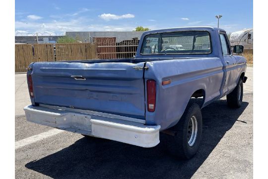 1976 Ford F-150 4X4 2 Door Pickup Truck - Image 4 of 32