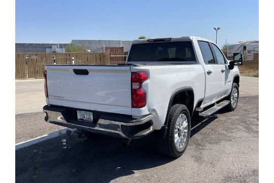 2021 Chevrolet Silverado 2500HD 4 Door Crewcab Pickup Truck - Image 6 of 35