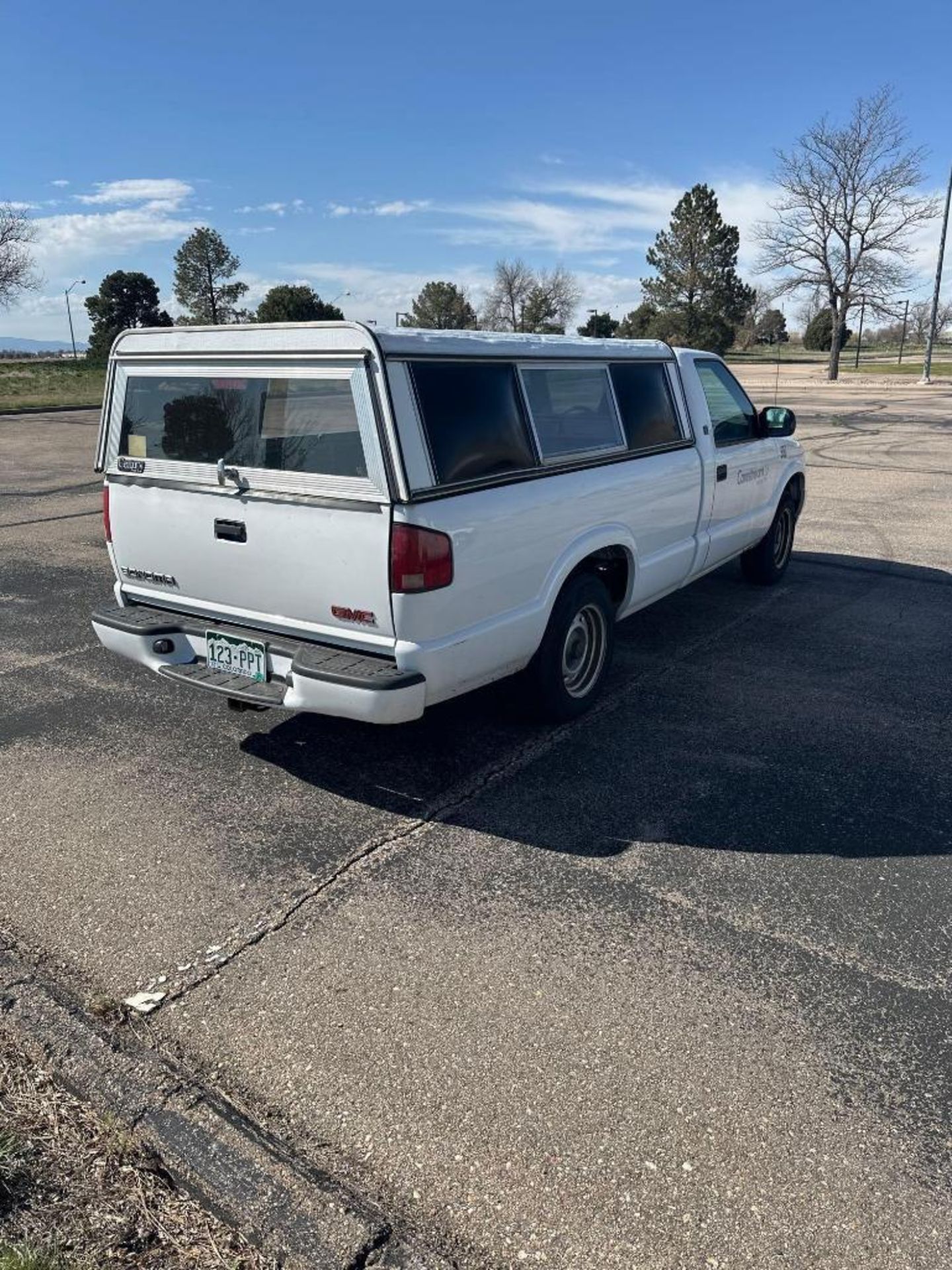 2000 GMC Sonoma Pick Up Truck - Image 3 of 12