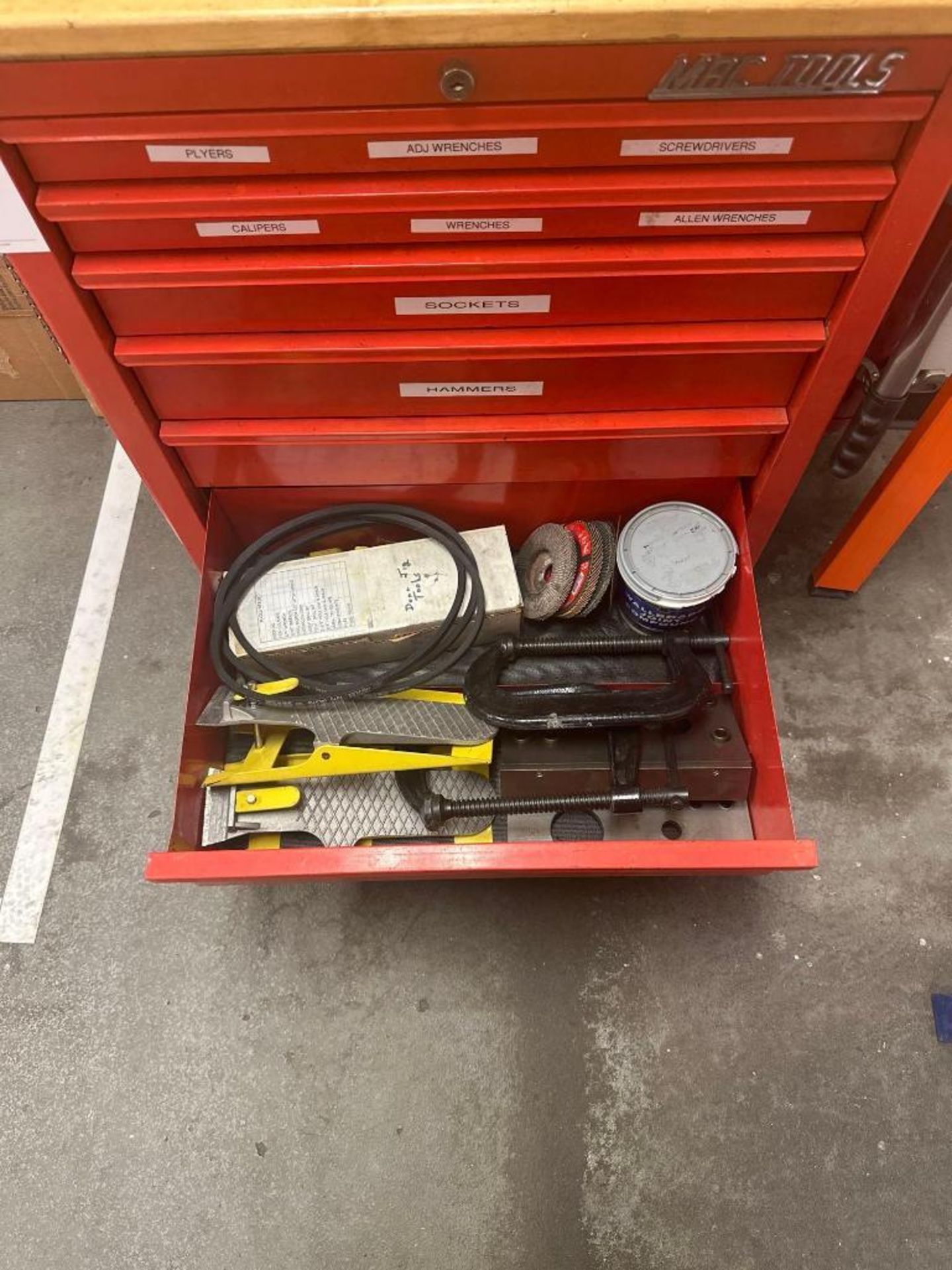 Mac Tools-Tool Bod Including Contents - Image 8 of 9