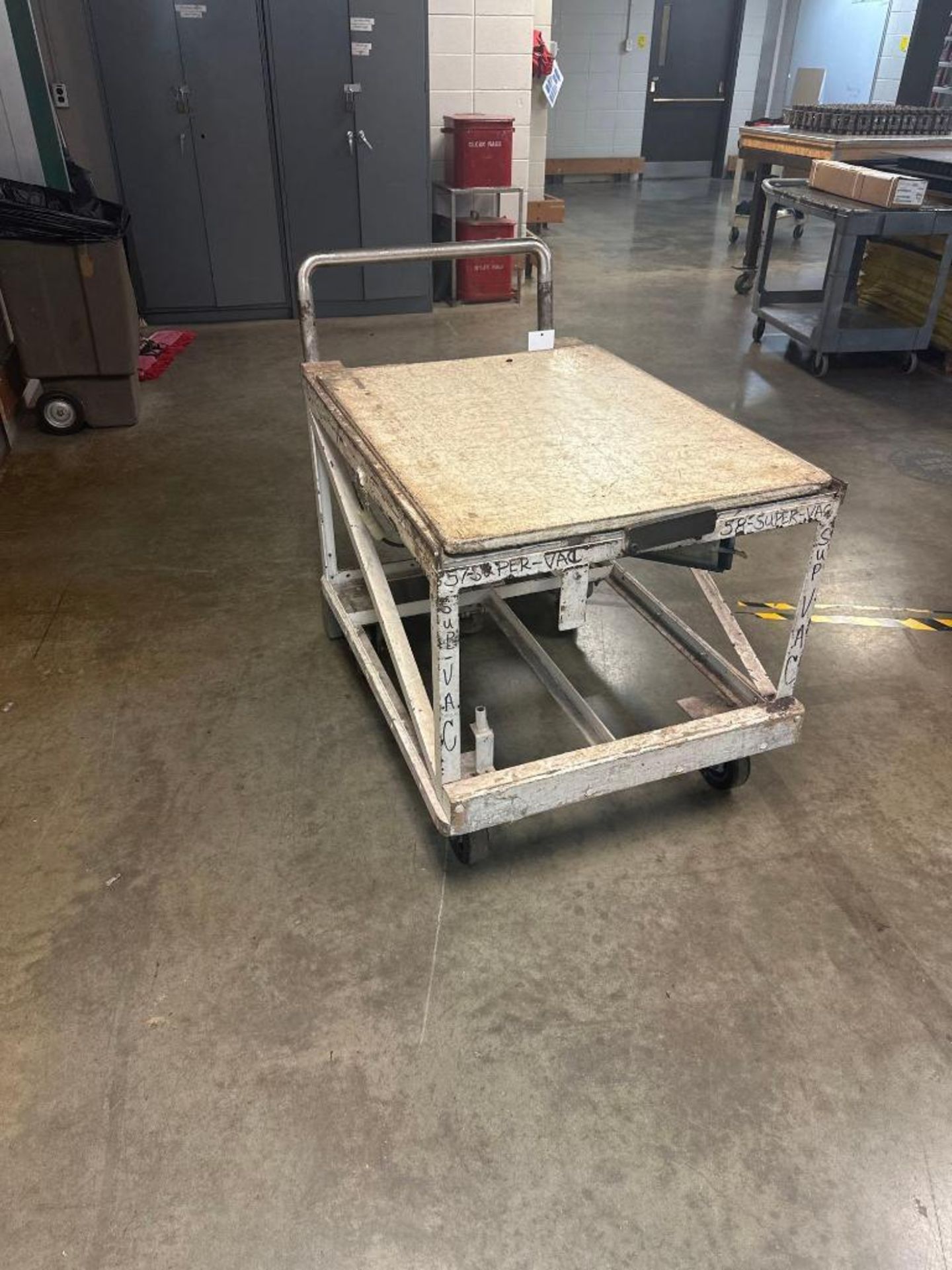 Heavy Duty Tables on Casters