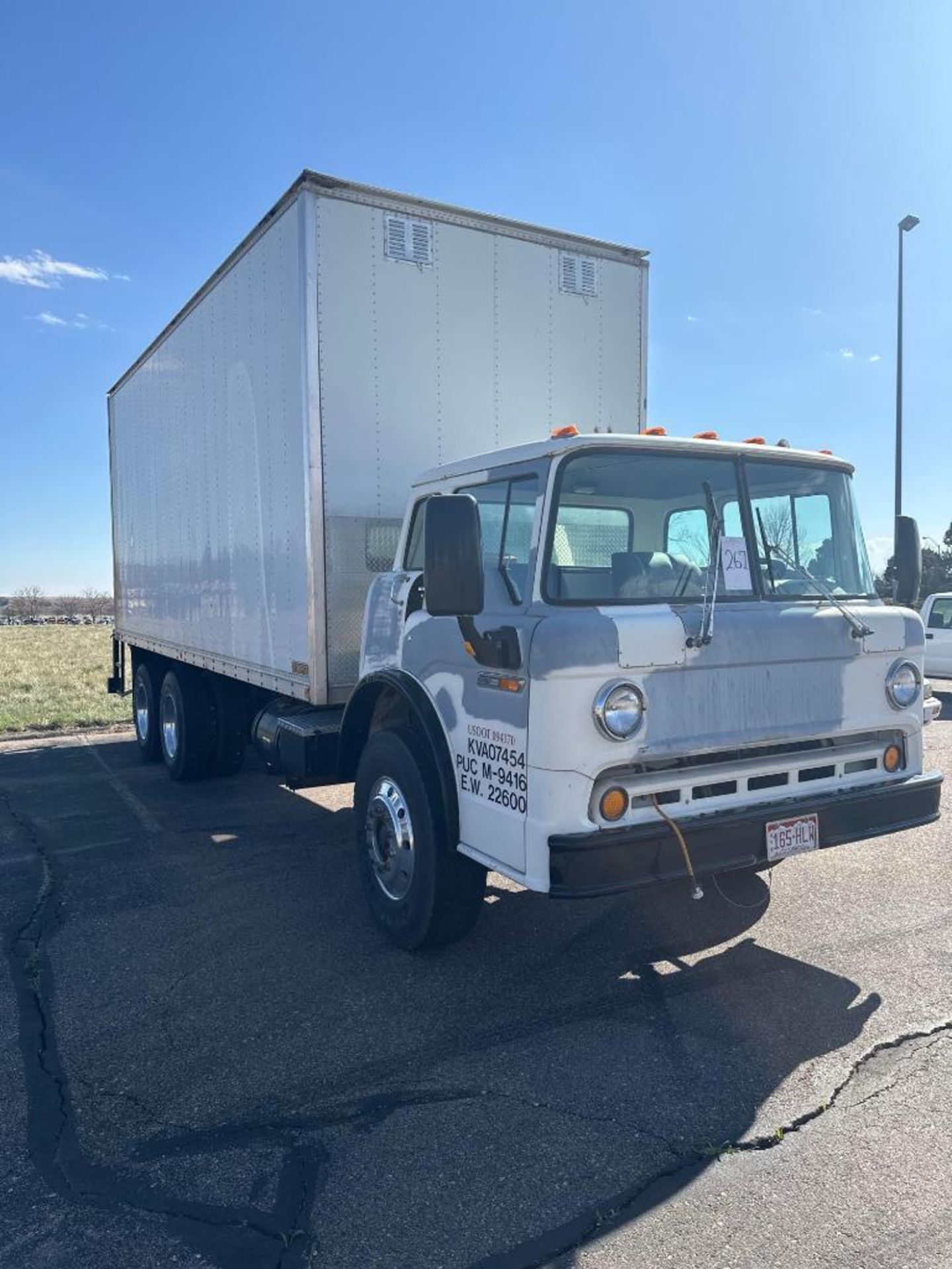 1989 Ford CT8000 Box Truck - Image 2 of 15