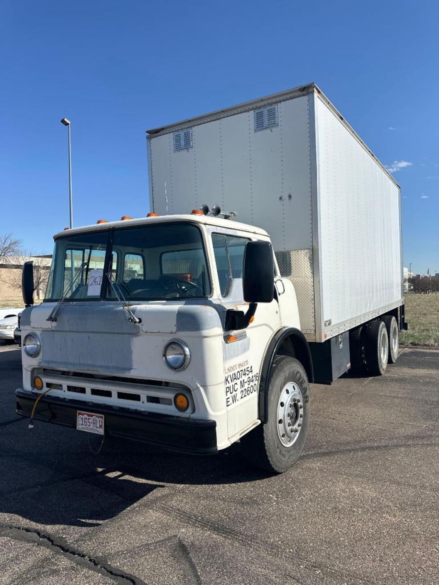 1989 Ford CT8000 Box Truck