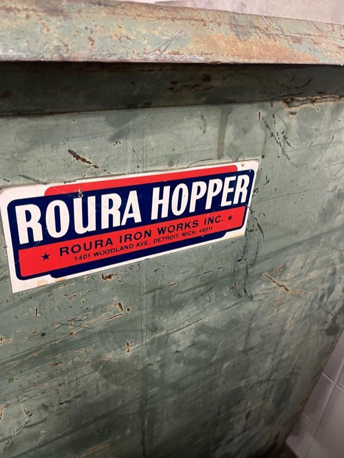 Roura Self-Dumping Scrap Hopper - Image 2 of 2