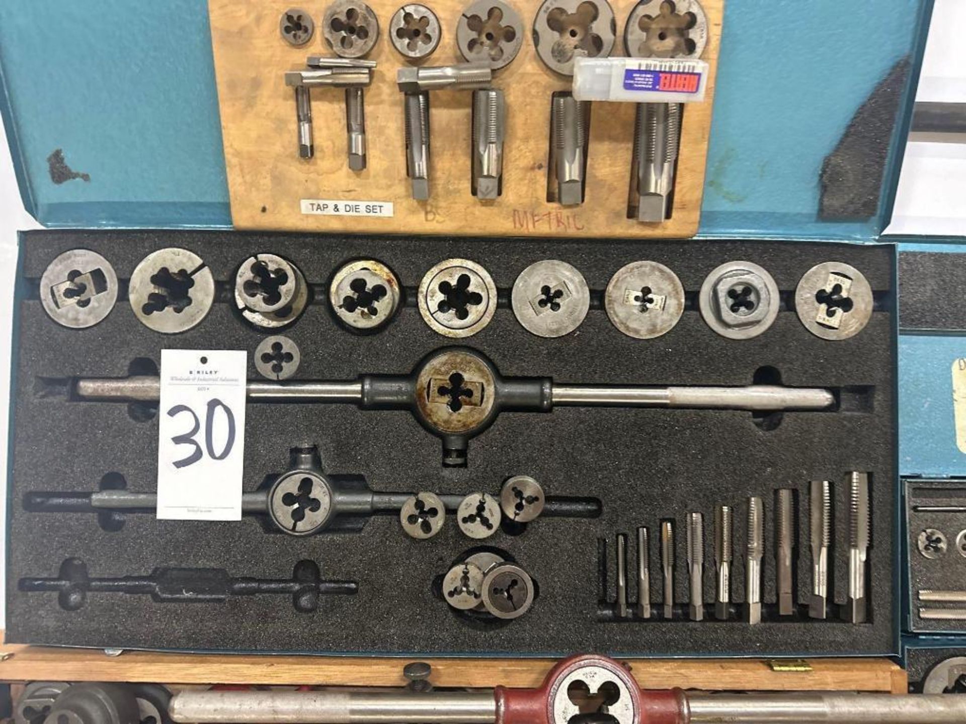 Standard Tap and Die Sets - Image 2 of 6