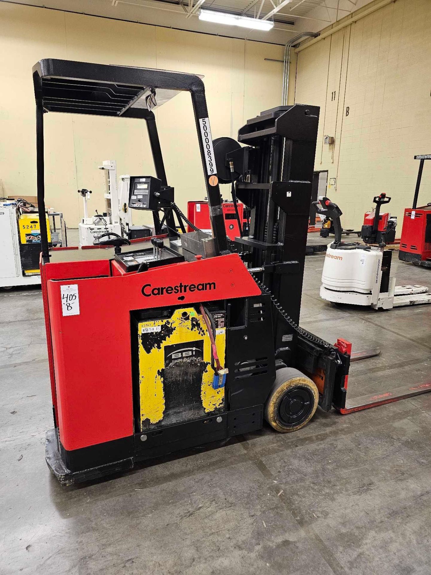 Raymond Stand Up Scale Fork Lift