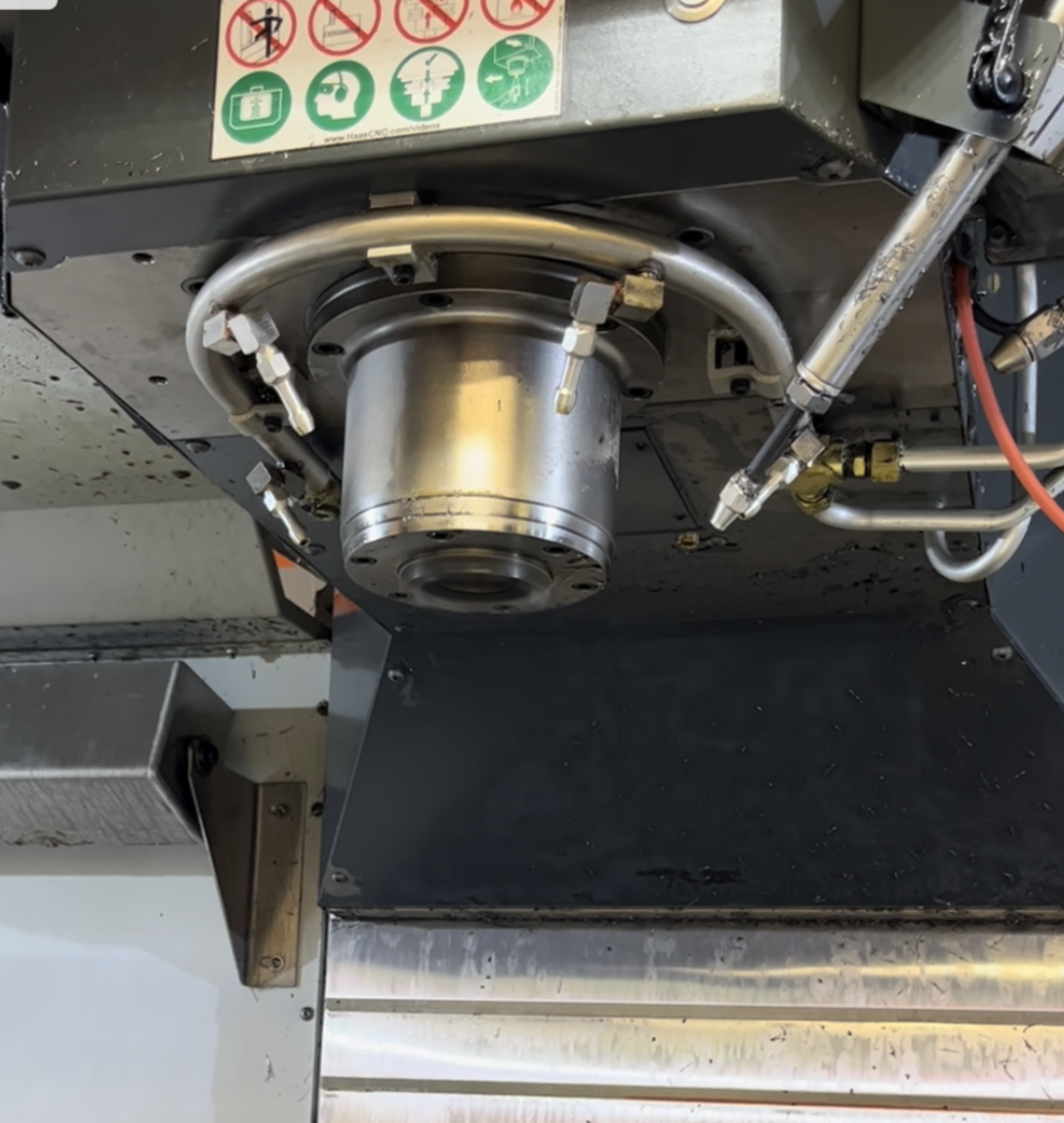 Haas Model VF-10/40 CNC Vertical Machining Center (2019) - Image 7 of 17