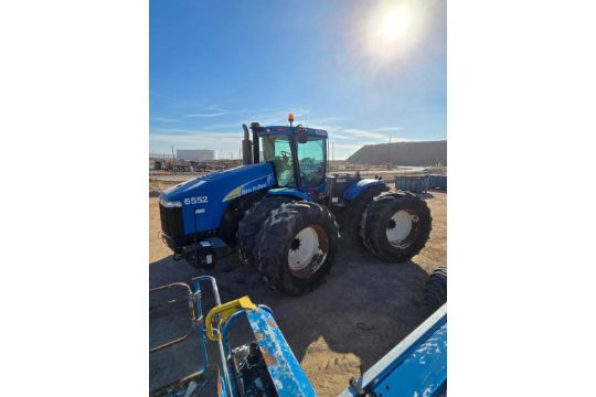 New Holland T9060 4WD Tractor (2009) - Image 2 of 16