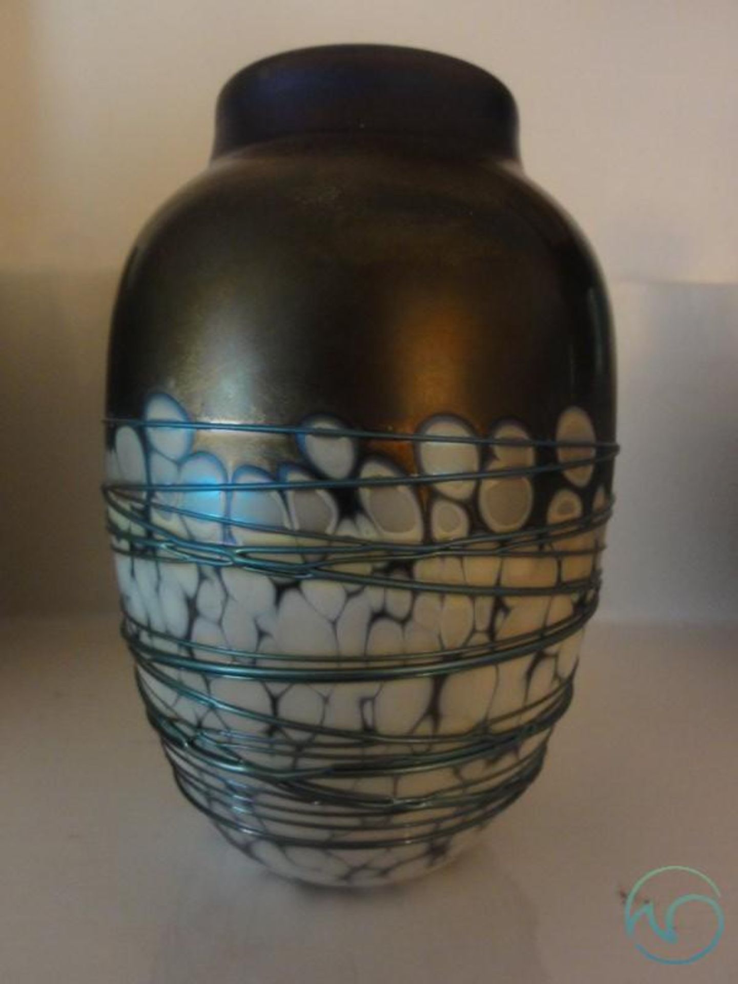 Handblown glass bowl - Image 4 of 5