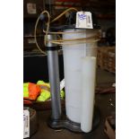 Holt 2-3 Gallon fluid extractor