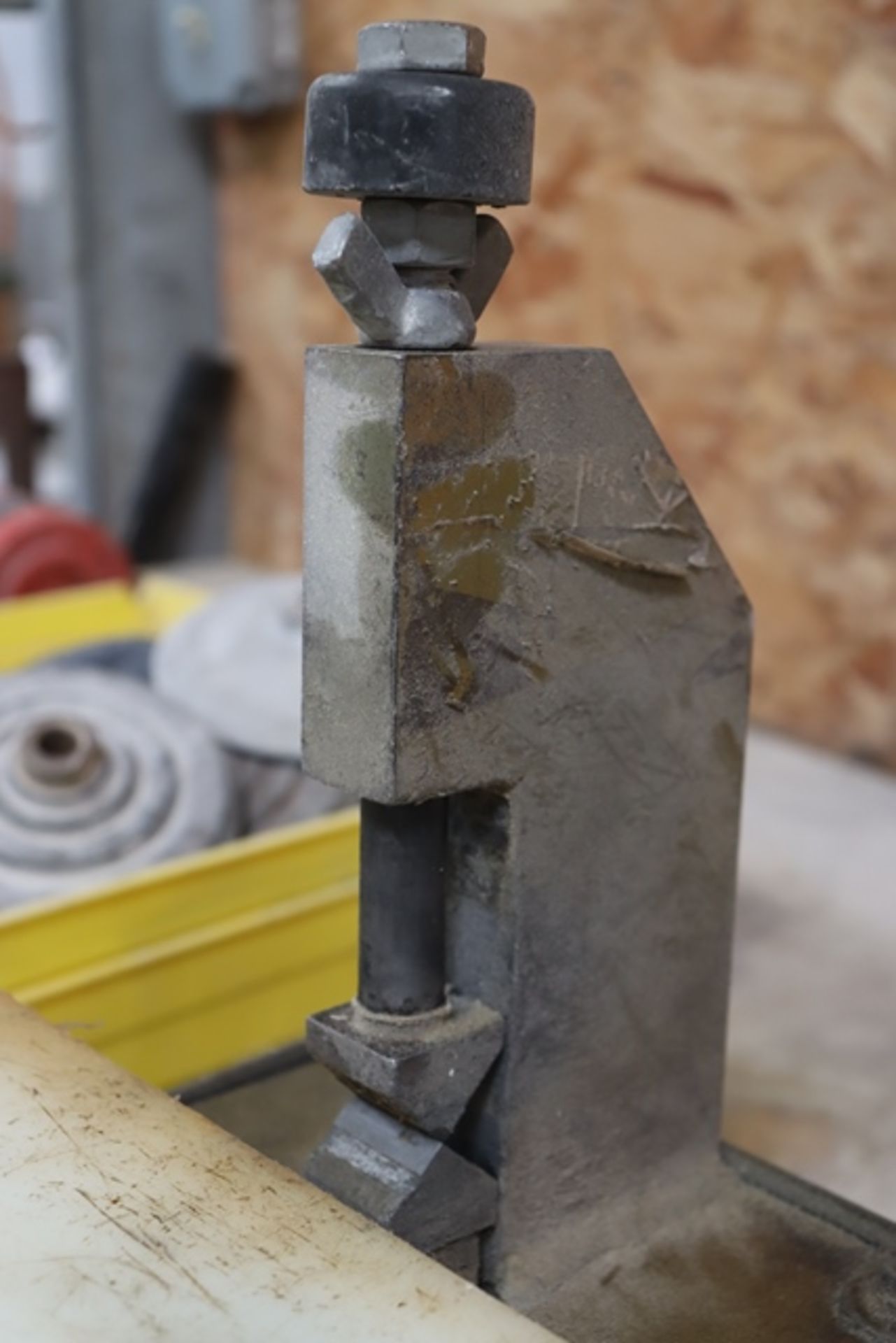 The Beaver stone pro edge chiseling machine Small 1-5/8" Stone - Image 3 of 3