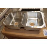 New Elkay Omni Pro OMU3118 stainless 18.5" x 32" kitchen sink