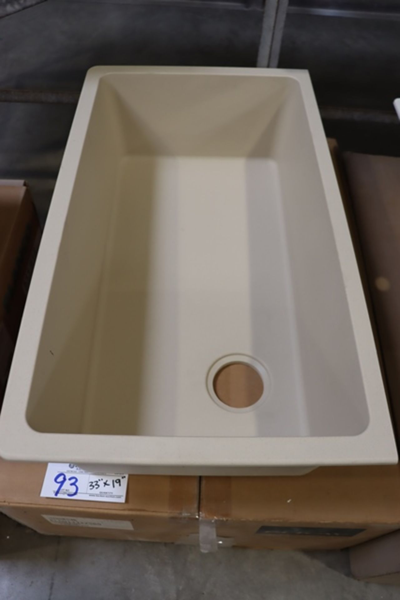 New Elkay ELGU13322SD0 quartz 19" x 33" sink