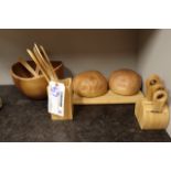 All to go - Wood kitchen display décor