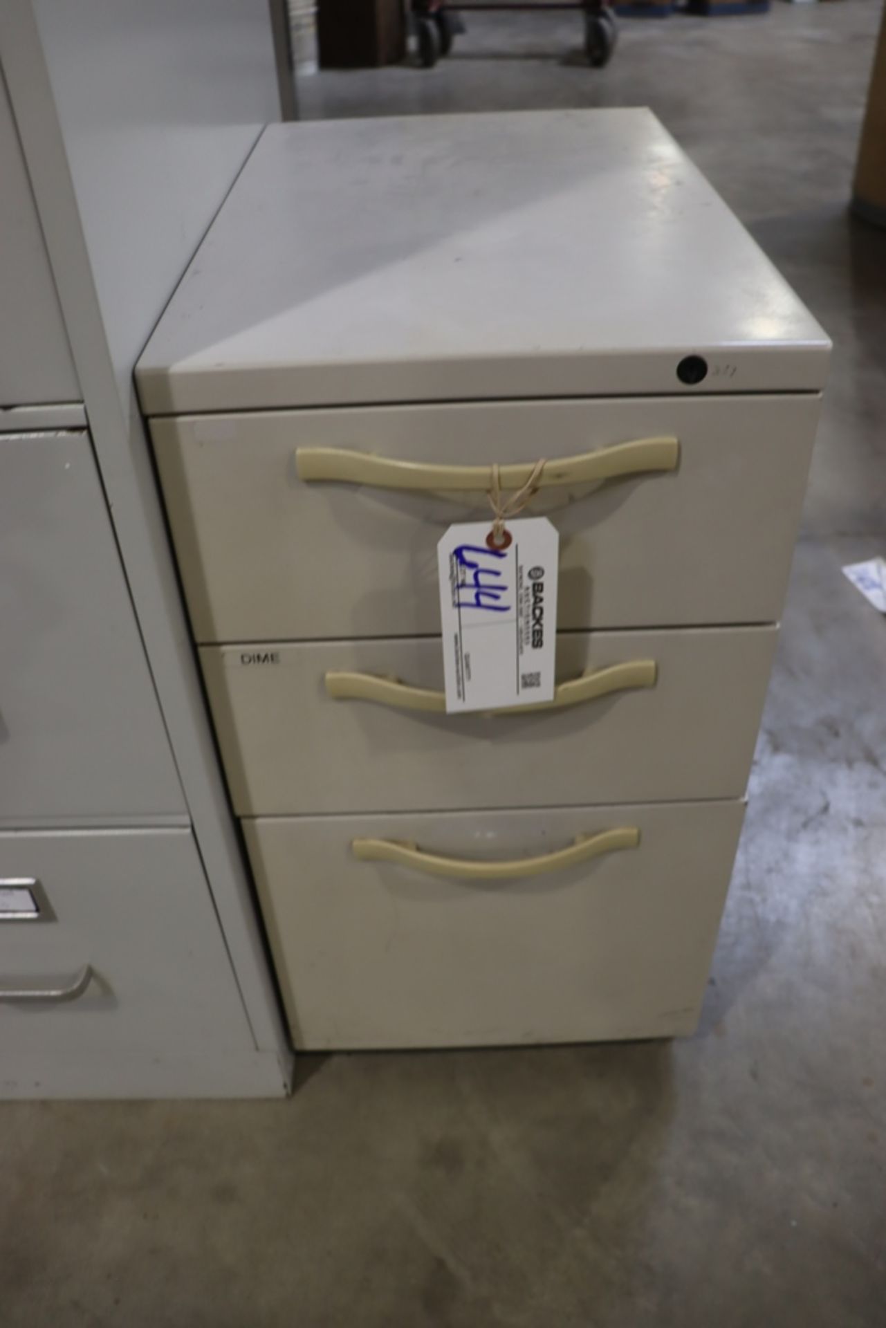 Portable 3 drawer desk cabinet