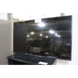 Samsung 55" TV - no wall bracket, cord or remote