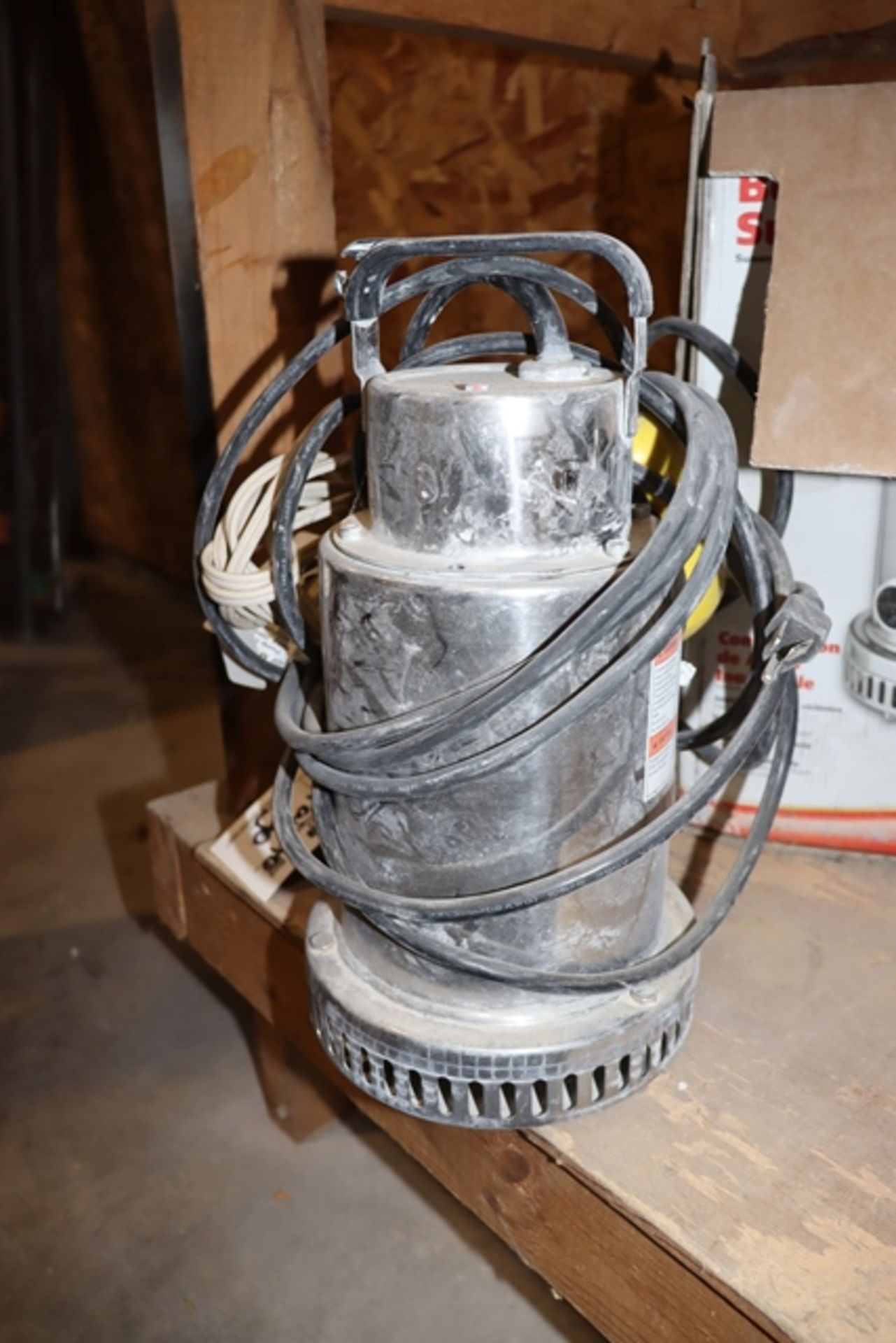 Pair to go - Flotec and other sump pumps - Image 2 of 4