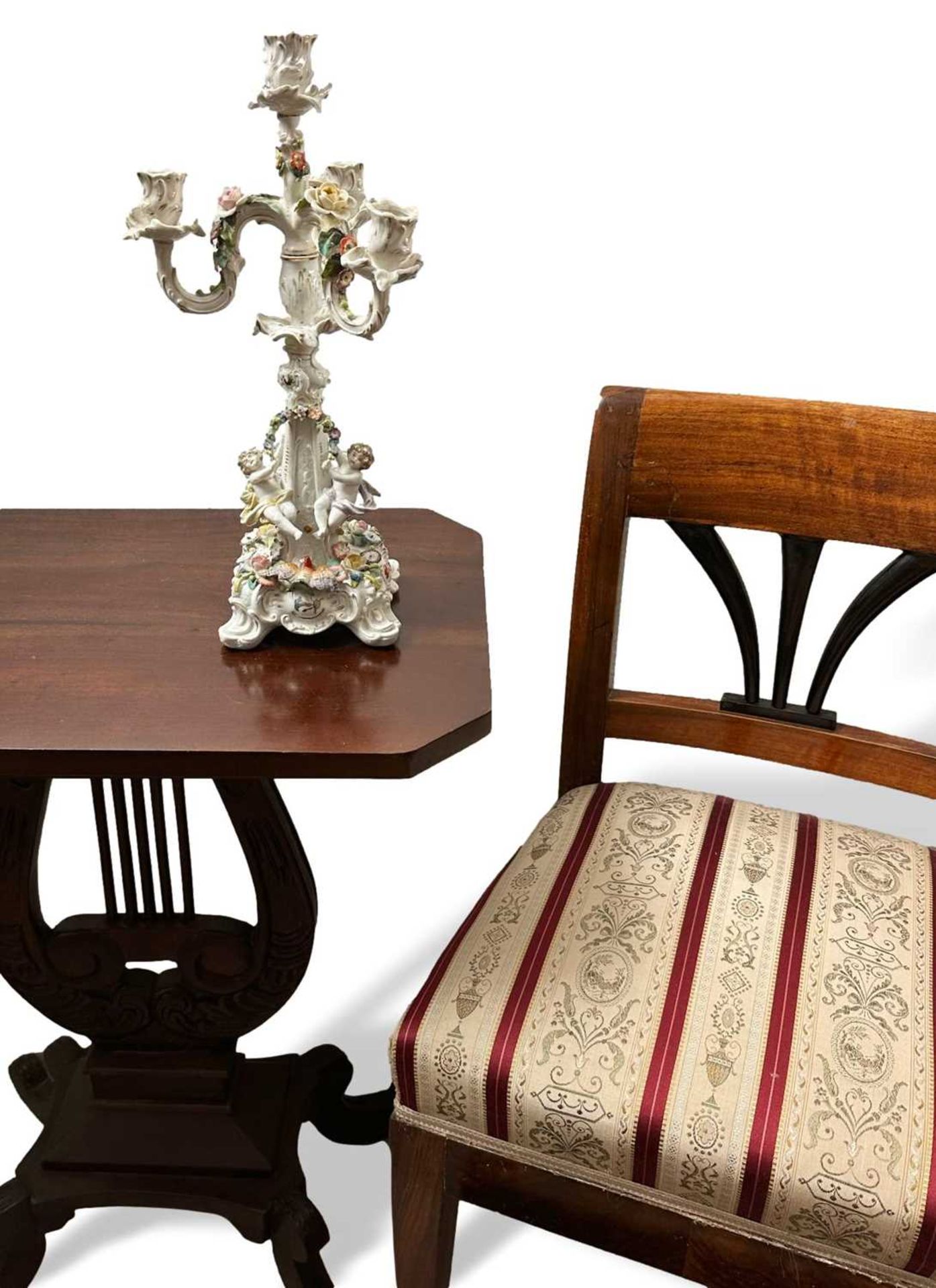 Unidentifizierte Porzellan Manufaktur, figürlicher Kandelaber Kerzenleuchter, beschädigt - Bild 2 aus 11