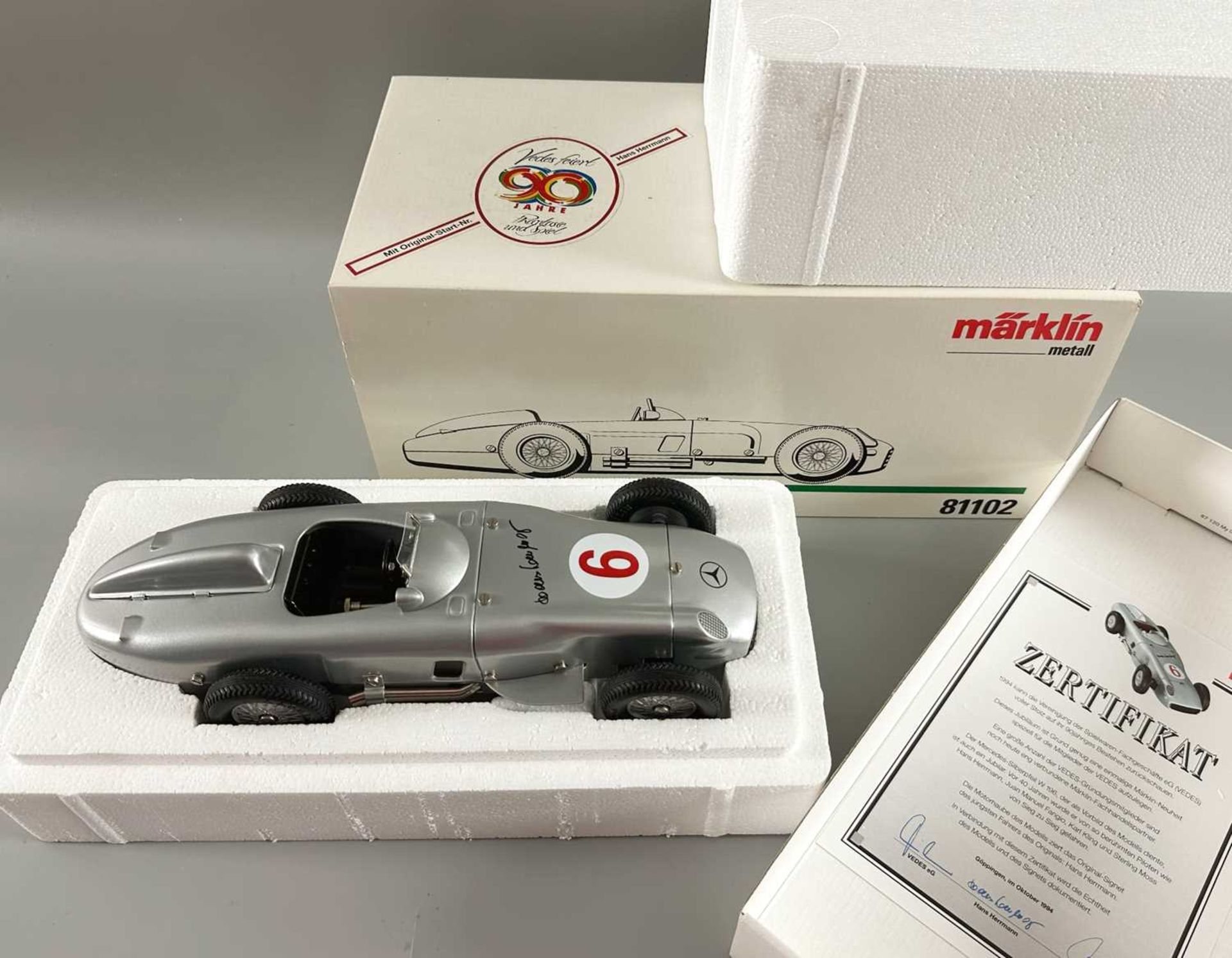 Märklin Metall 81102 Mercedes Silberpfeil W 196 Vedes, mit Originalverpackung und Zertifikat - Bild 3 aus 4