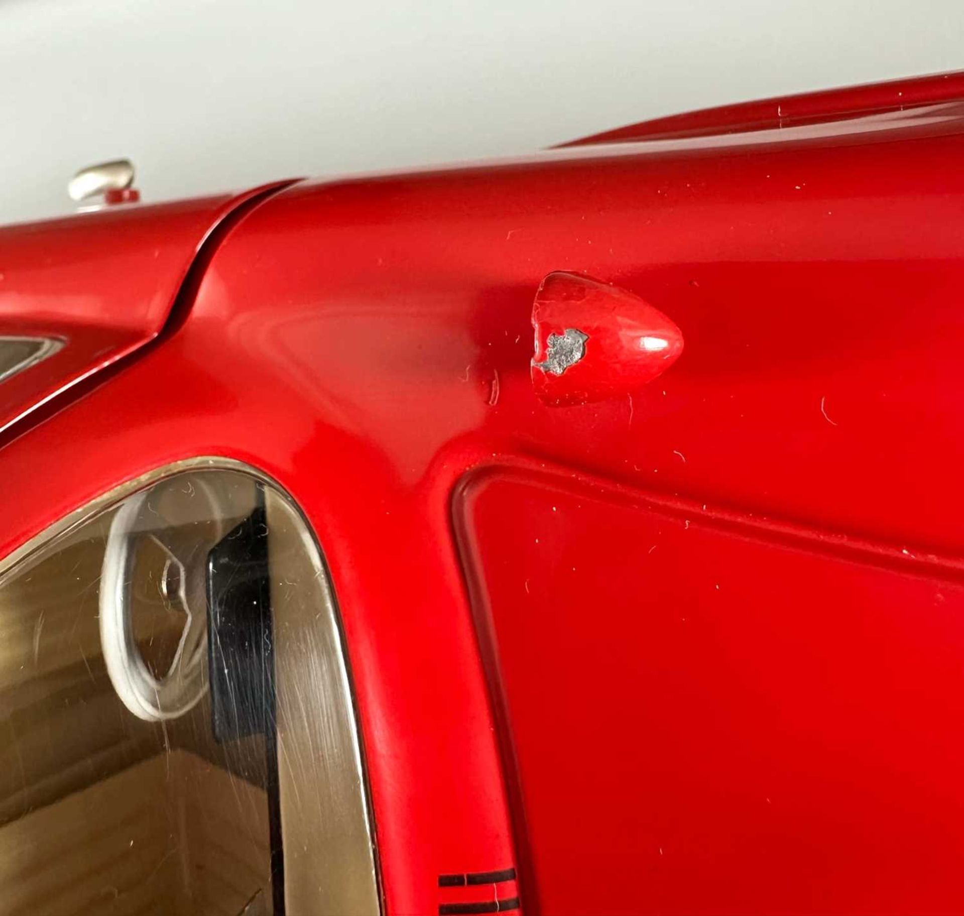 Märklin Metall 1993 1092 Mercedes 300 SL rot, mit Originalverpackung und Zertifikat - Bild 4 aus 7