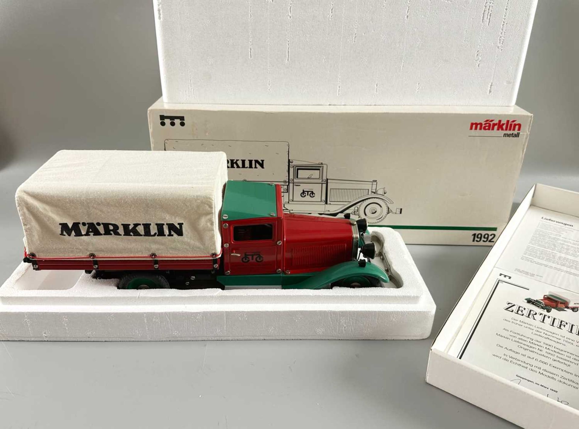 Märklin Metall 1992 Lieferwagen mit Plane 1105L LKW, mit Originalverpackung und Zertifikat - Bild 3 aus 4