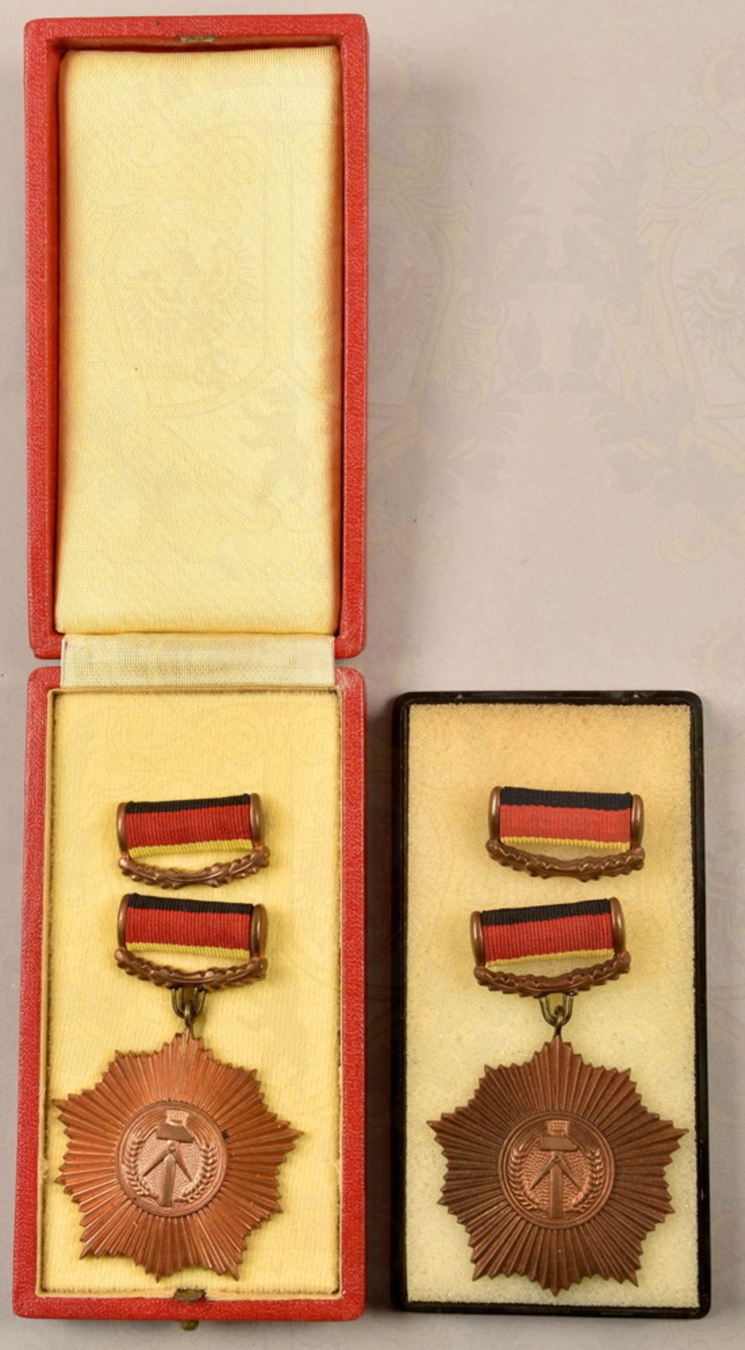 2 Vaterländische Verdienstorden in Bronze