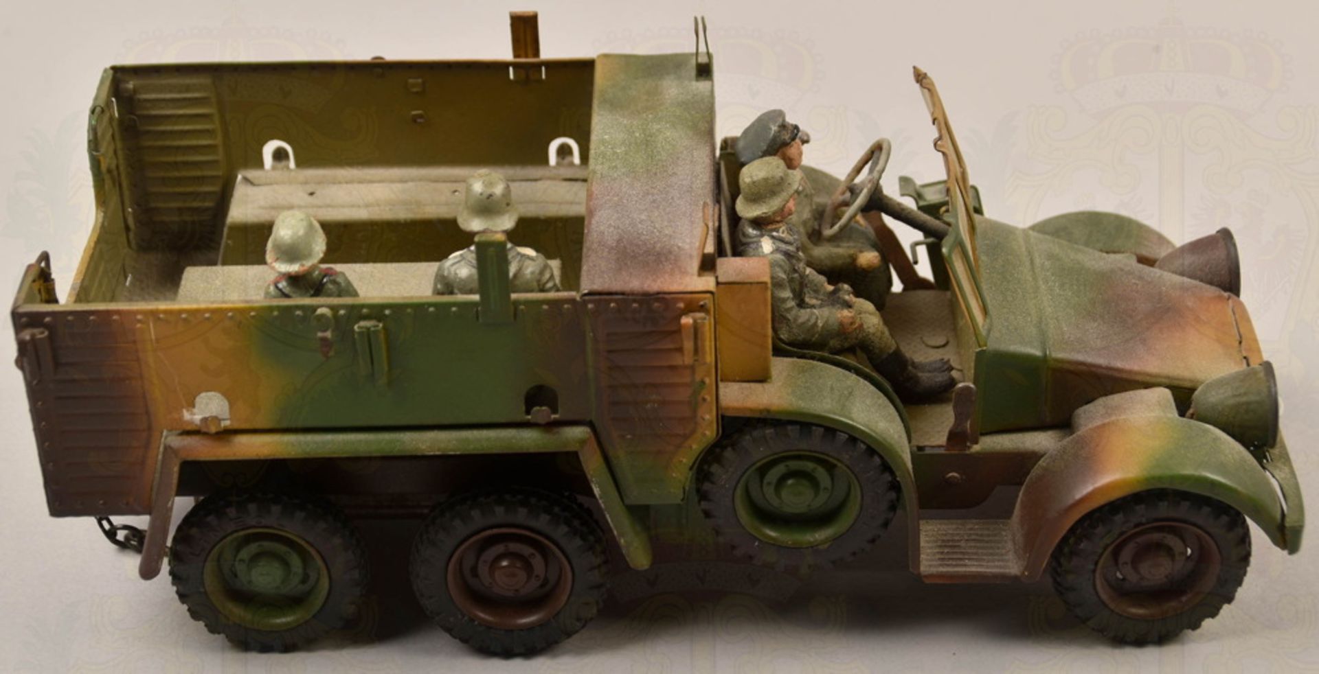 Krupp Mannschaftstransportwagen Heer und 5 Soldatenfiguren - Bild 3 aus 4