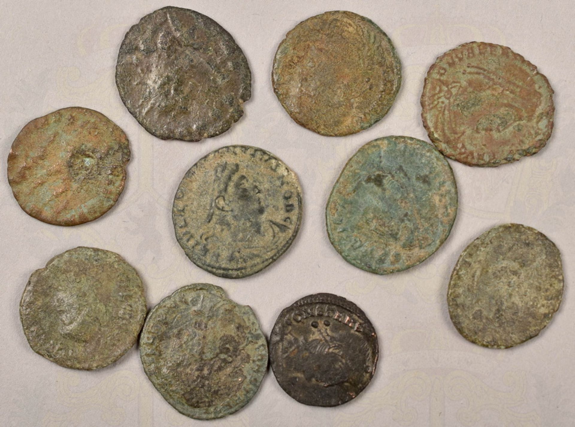 10 römische Kleinmünzen