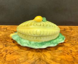 A Vallerysthal pressed glass novelty box and cover, as a melon, 19.5cm wide