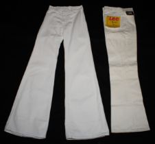Vintage Fashion - a pair of Levi Strauss & Co. white denim bell bottom flared jeans, Big E, size
