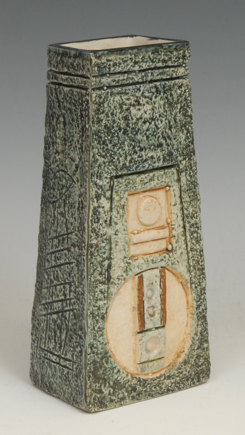 A Troika coffin vase, by Anette Walters, signed, sgraffito incised with geometric designs in ochre - Image 3 of 4